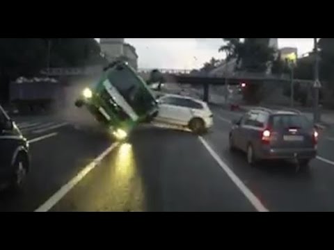 Авария евакуатора в москве